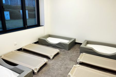 Espace de repos et de sommeil en structure petite enfance