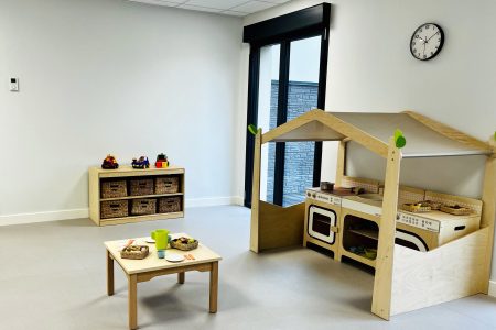 Salle d’activités pour enfants en micro-crèche